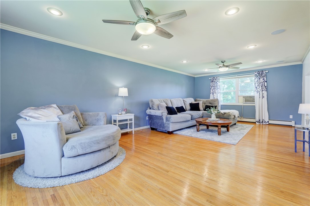 316 Webster Road Webster, NY 14580 - Photo 14 of 41