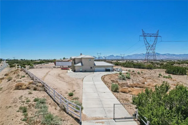 $670,000 | 8294 Aster Road, Oak Hills, CA 92344