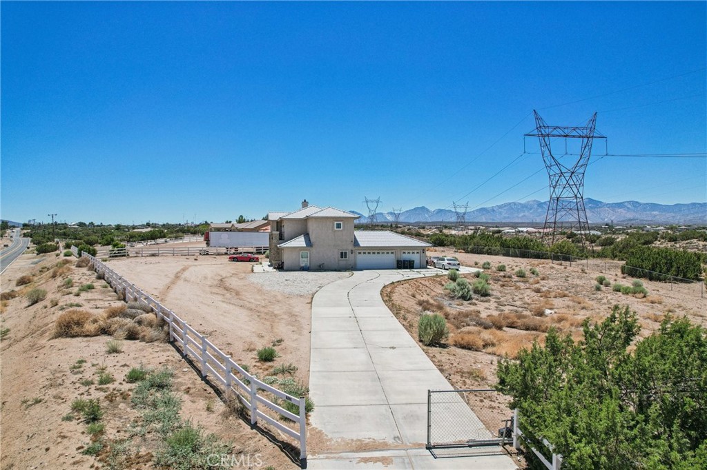 8294 Aster Road Oak Hills, CA 92344 - Photo 2 of 37