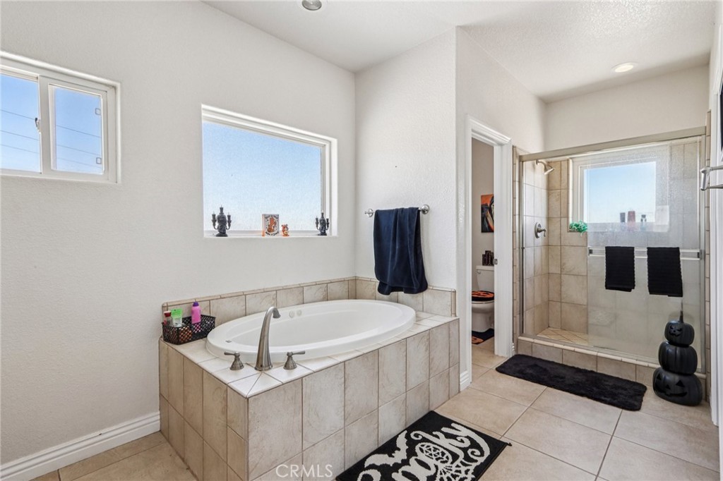 8294 Aster Road Oak Hills, CA 92344 - Photo 28 of 37