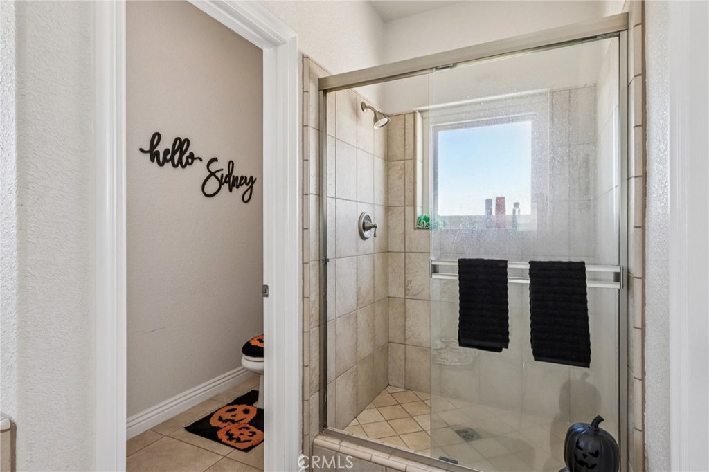 8294 Aster Road Oak Hills, CA 92344 - Photo 33 of 37