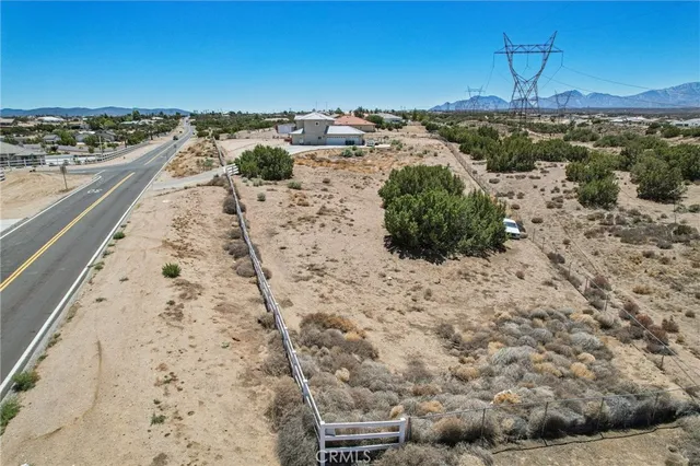 $670,000 | 8294 Aster Road, Oak Hills, CA 92344