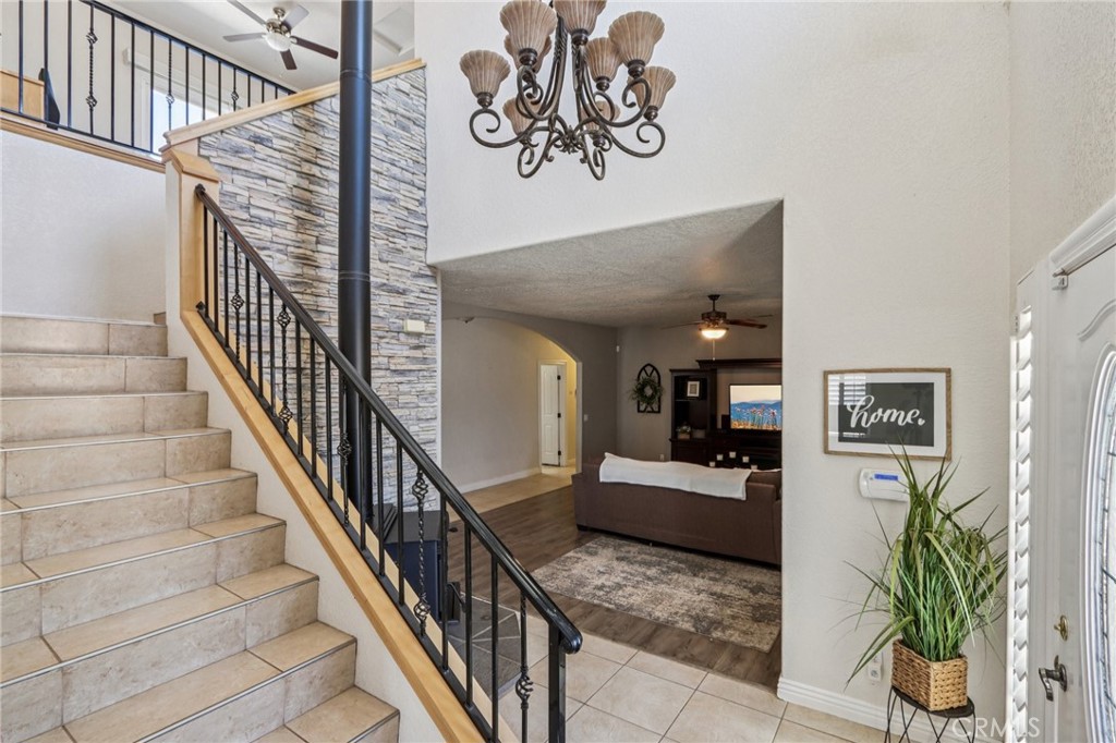 8294 Aster Road Oak Hills, CA 92344 - Photo 7 of 37