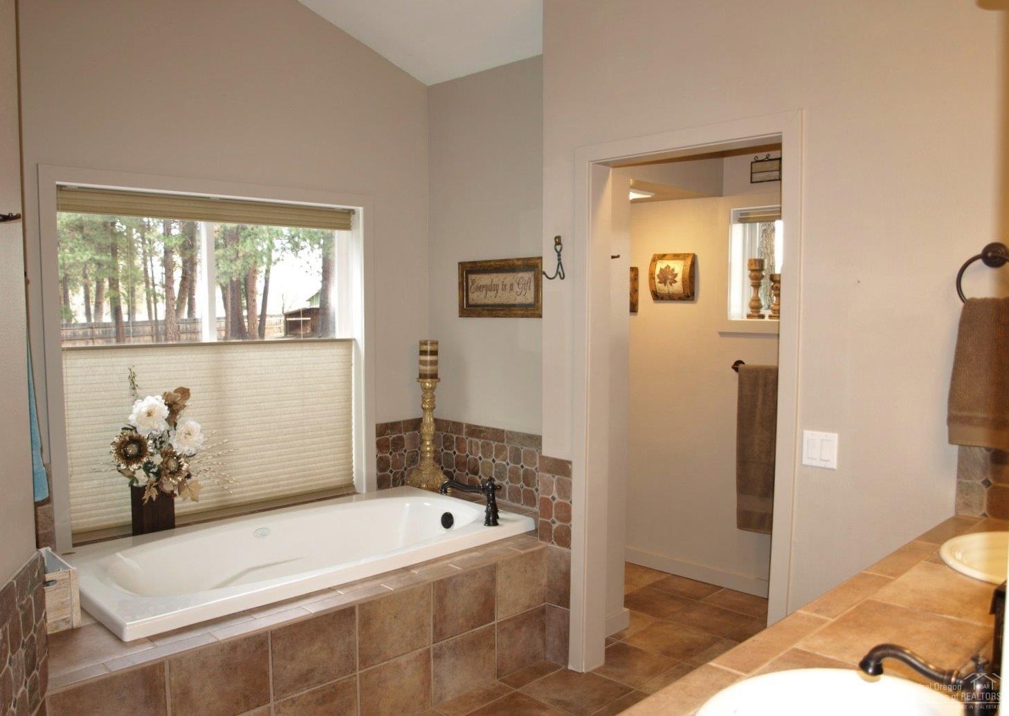 60357 Tekampe Road Bend, OR 97702 - Photo 14 of 25 Additional Photo