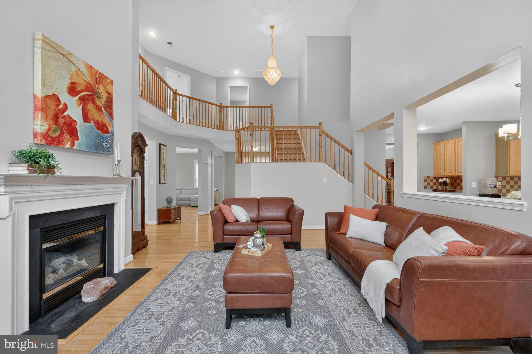 3607 Ox Ridge Court Fairfax, VA 22033 - Photo 8 of 19 Spacious elegance with warm accents.