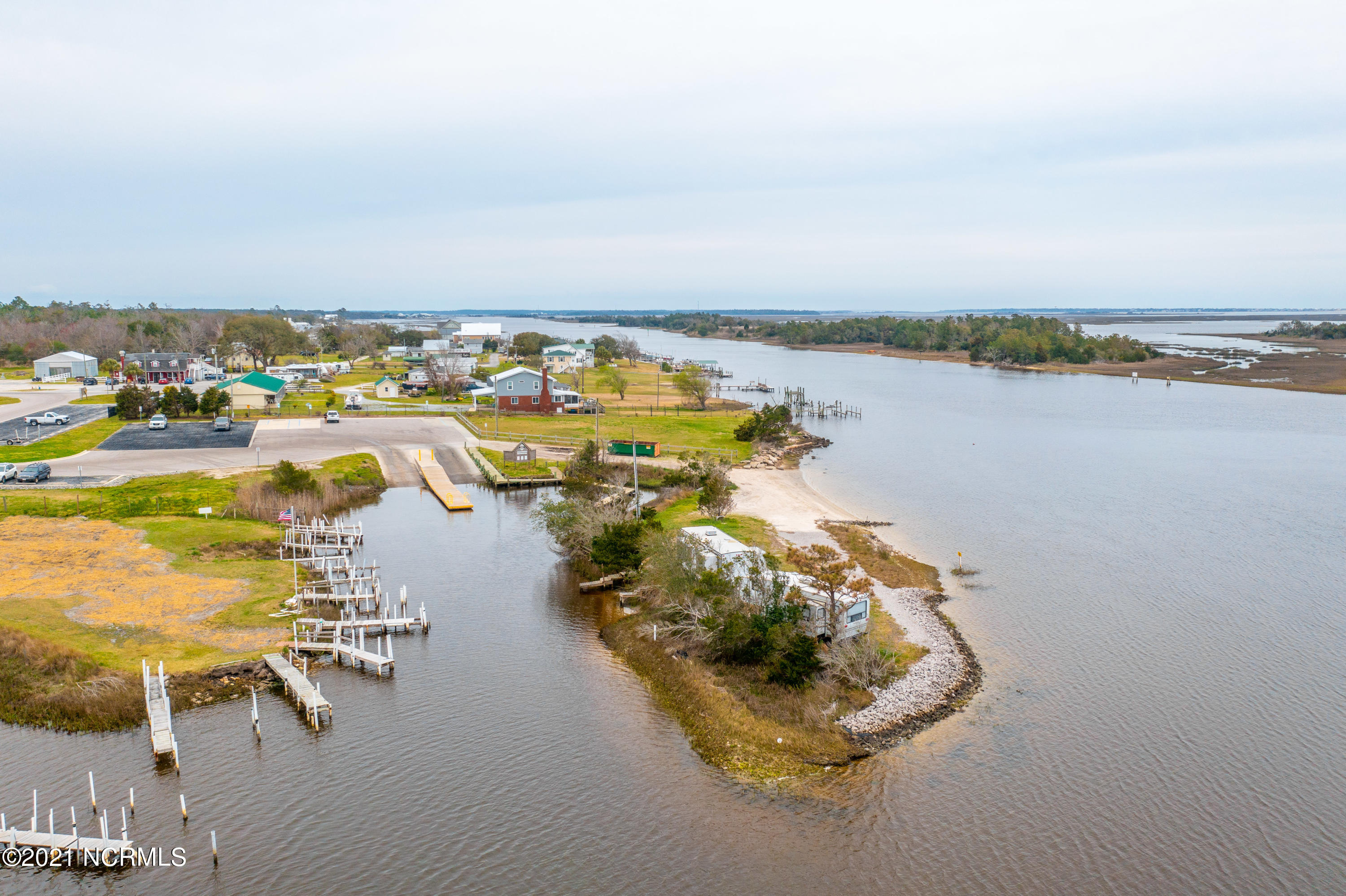 218 Shell Rock Landing Road Hubert, NC 28539 - Photo 45 of 55 218 Shell Rock Landing-23
