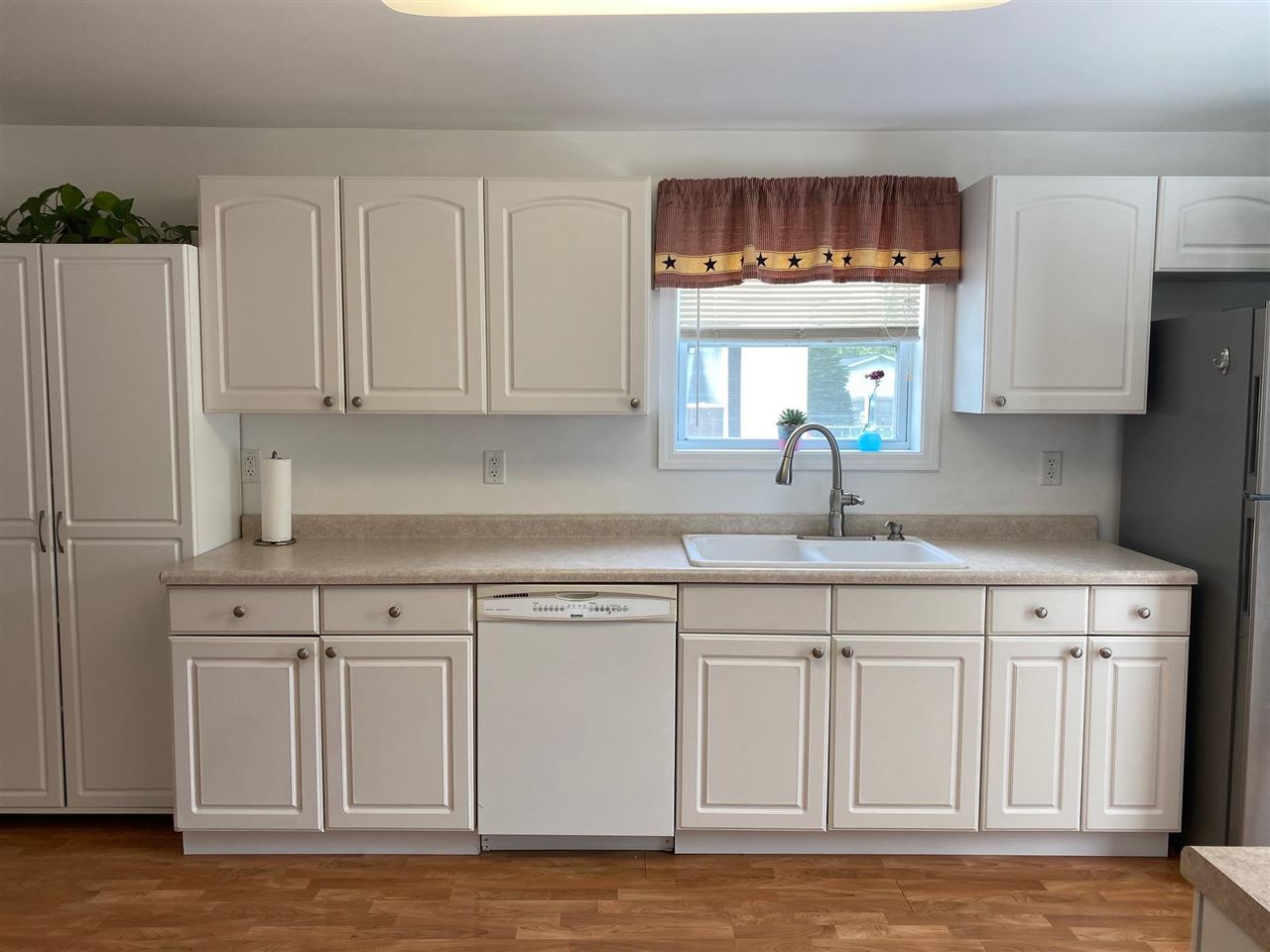606 Howard Street Bay City, MI 48708 - Photo 5 of 19 Gallery Image 5