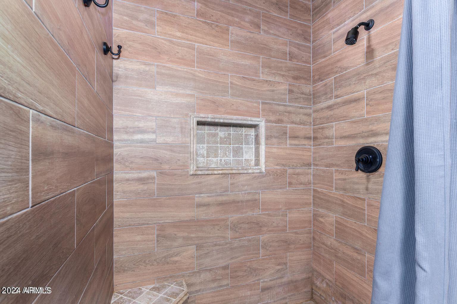 435 West Rio Salado Parkway, Unit 227 Tempe, AZ 85281 - Photo 14 of 28 Shower
