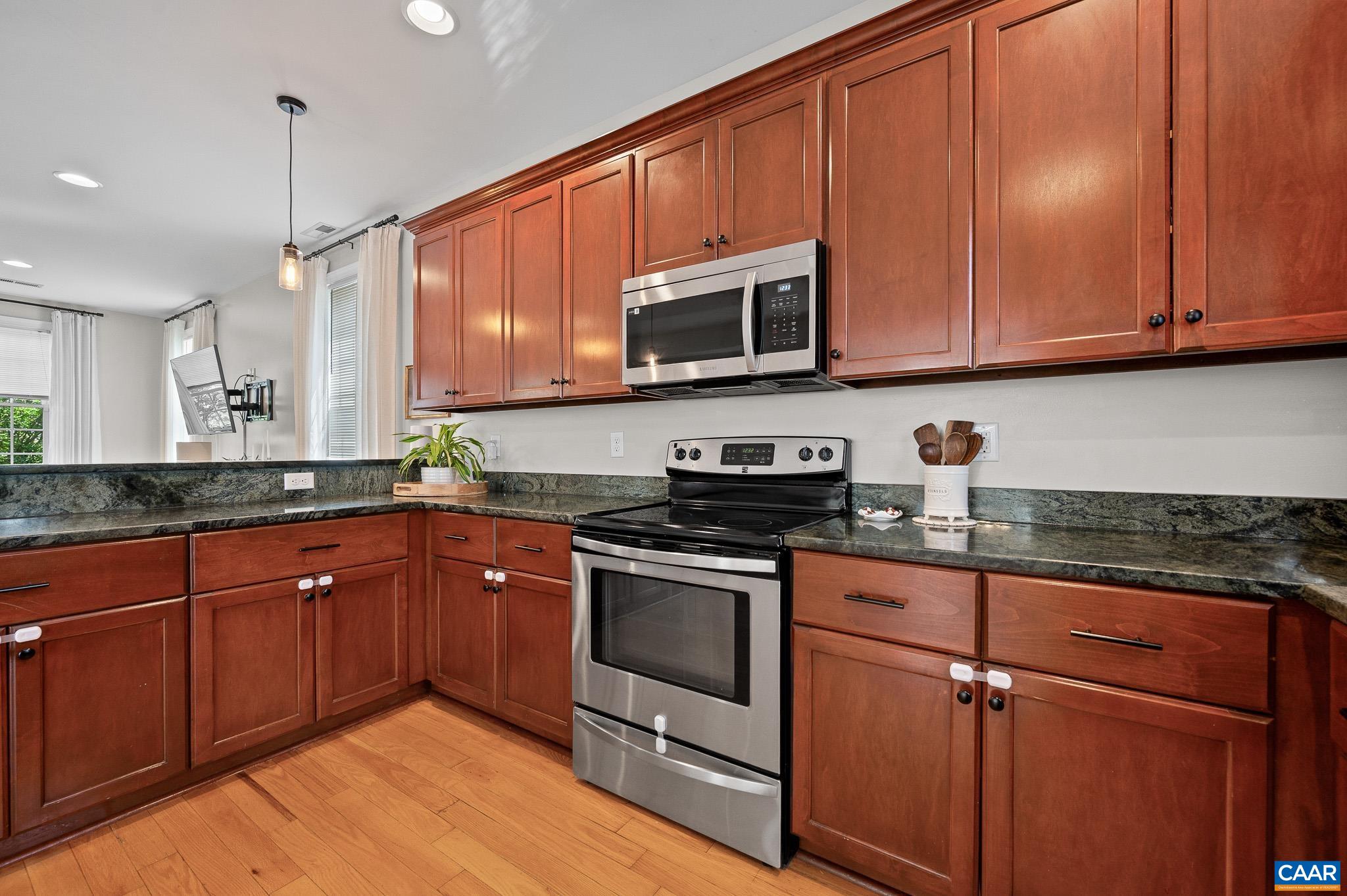 743 Country Green Road Charlottesville, VA 22903 - Photo 15 of 41