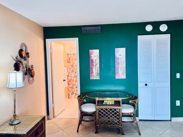 $2,350 | 5600 North Flagler Drive, Unit 2103, West Palm Beach, FL 33407