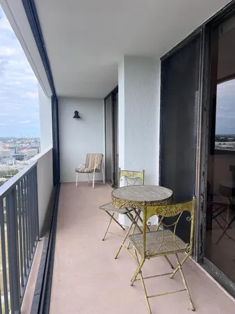 $2,350 | 5600 North Flagler Drive, Unit 2103, West Palm Beach, FL 33407