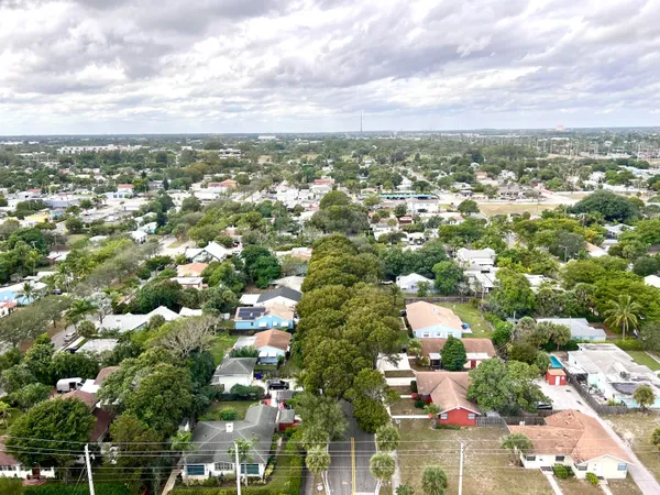 $2,350 | 5600 North Flagler Drive, Unit 2103, West Palm Beach, FL 33407