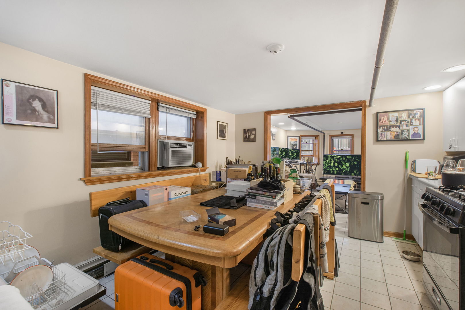 2118 West Fletcher Street Chicago, IL 60618 - Photo 18 of 26