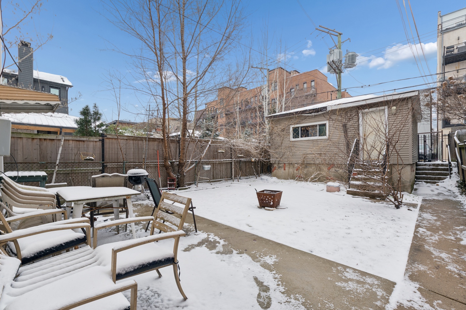 2118 West Fletcher Street Chicago, IL 60618 - Photo 21 of 26