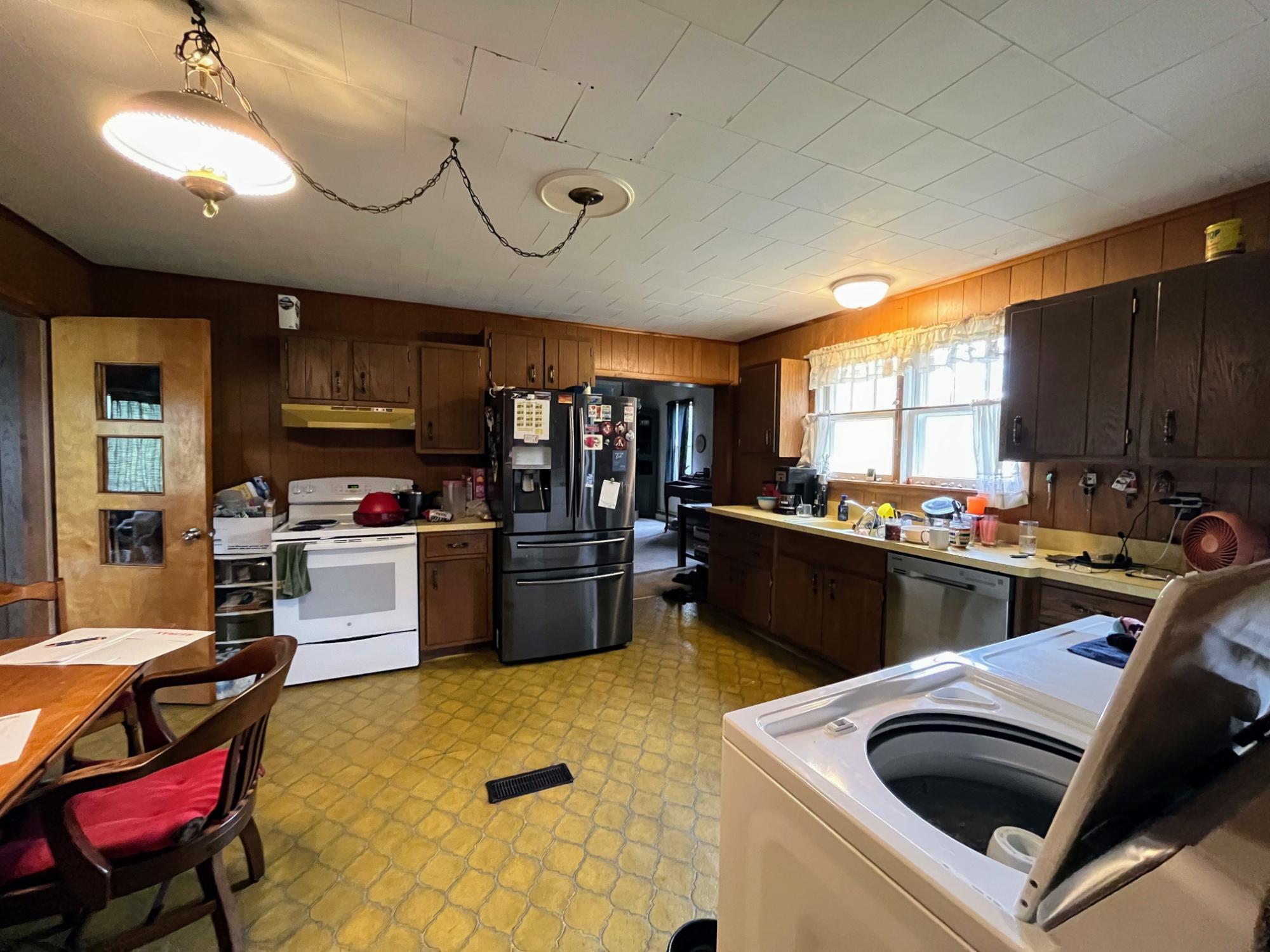 647 Main Street Prentice, WI 54556 - Photo 3 of 23 Gallery Image 3