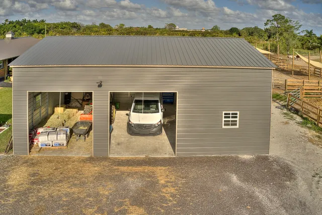 $1,250 | 16754 Norris Road, Unit STALLS, Wellington, FL 33470