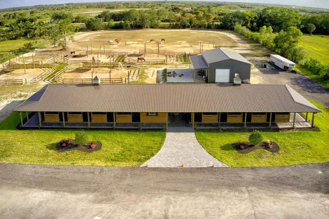 $1,250 | 16754 Norris Road, Unit STALLS, Wellington, FL 33470