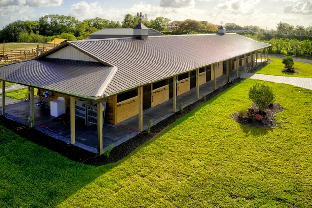 $1,250 | 16754 Norris Road, Unit STALLS, Wellington, FL 33470