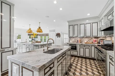 $3,199,000 | 3313 West Mullen Avenue, Tampa, FL 33609