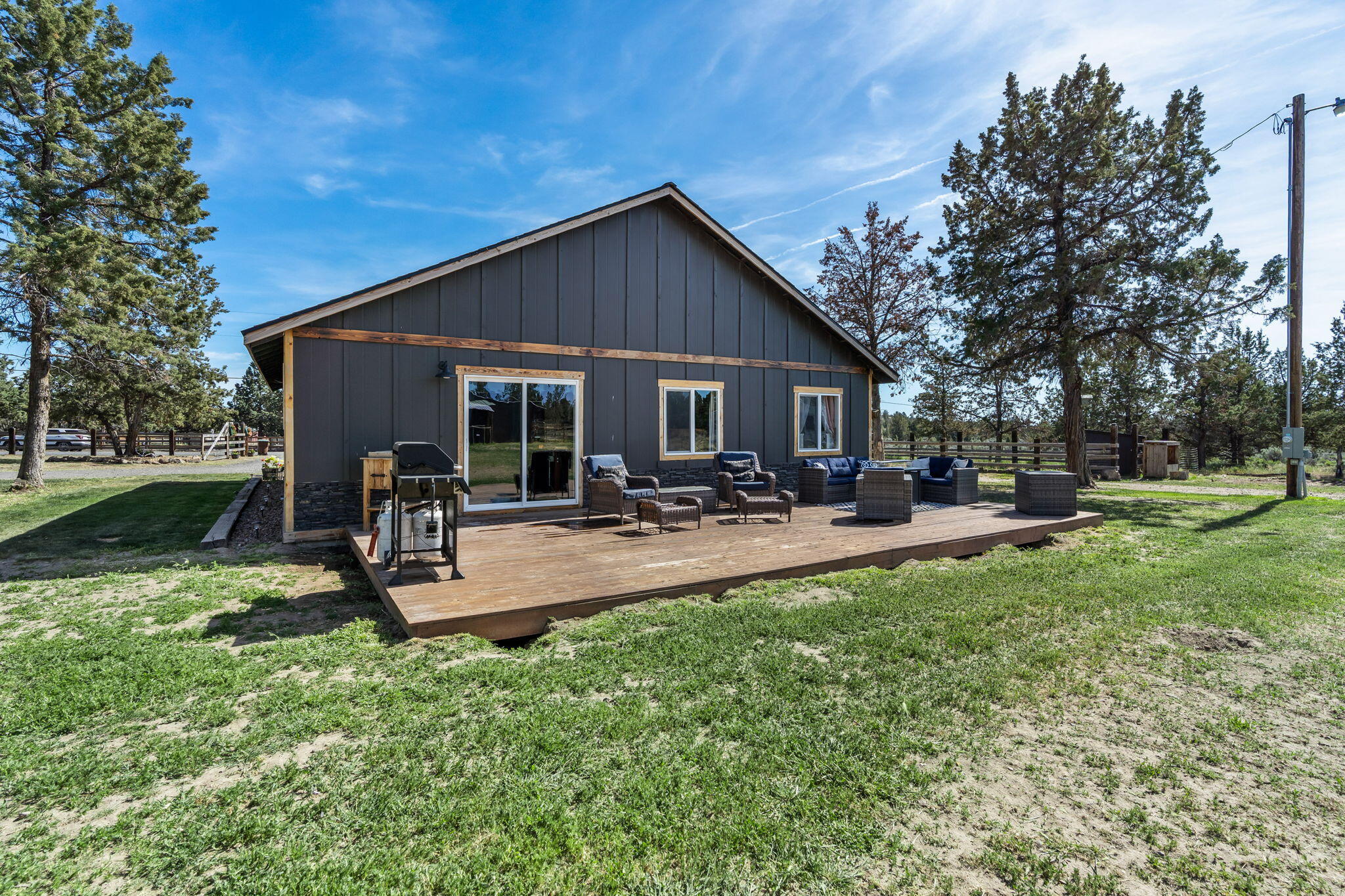 2575 Southeast Maphet Road Prineville, OR 97754 - Photo 28 of 42 2025_05_27_2575_se_maphet_pv-30