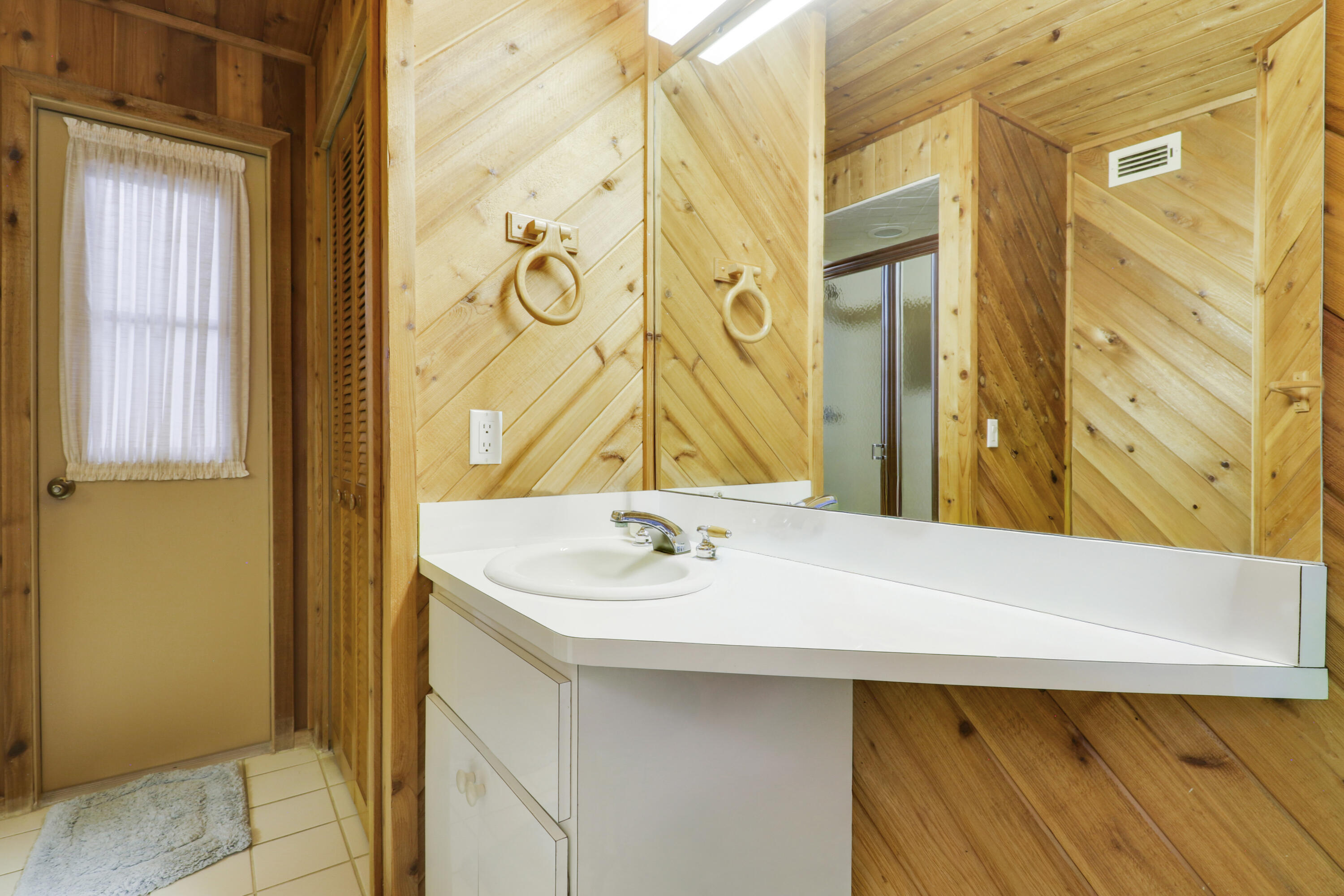 3120 Southeast Downwinds Road Jupiter, FL 33478 - Photo 64 of 64 Hanger/Cabana Bath