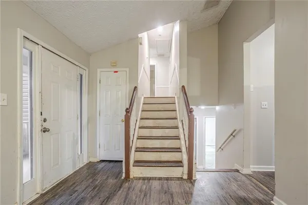 $294,000 | 1236 Cabot's Drive, Auburn, GA 30011