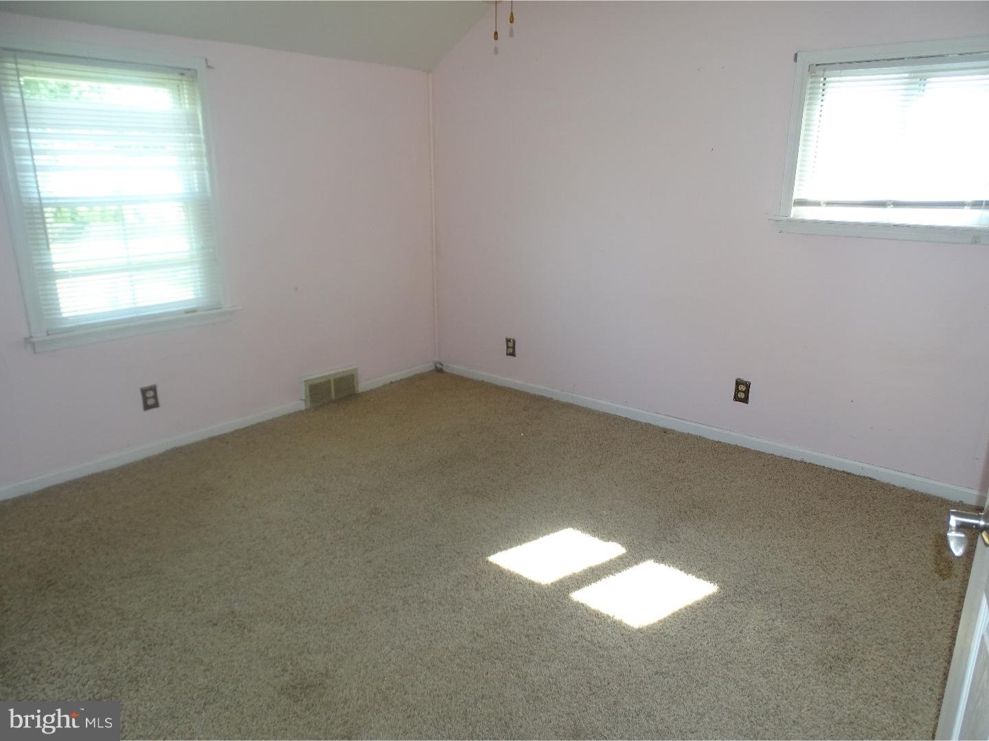 30 Woodlawn Road Warminster, PA 18974 - Photo 14 of 21 Bedroom - Main