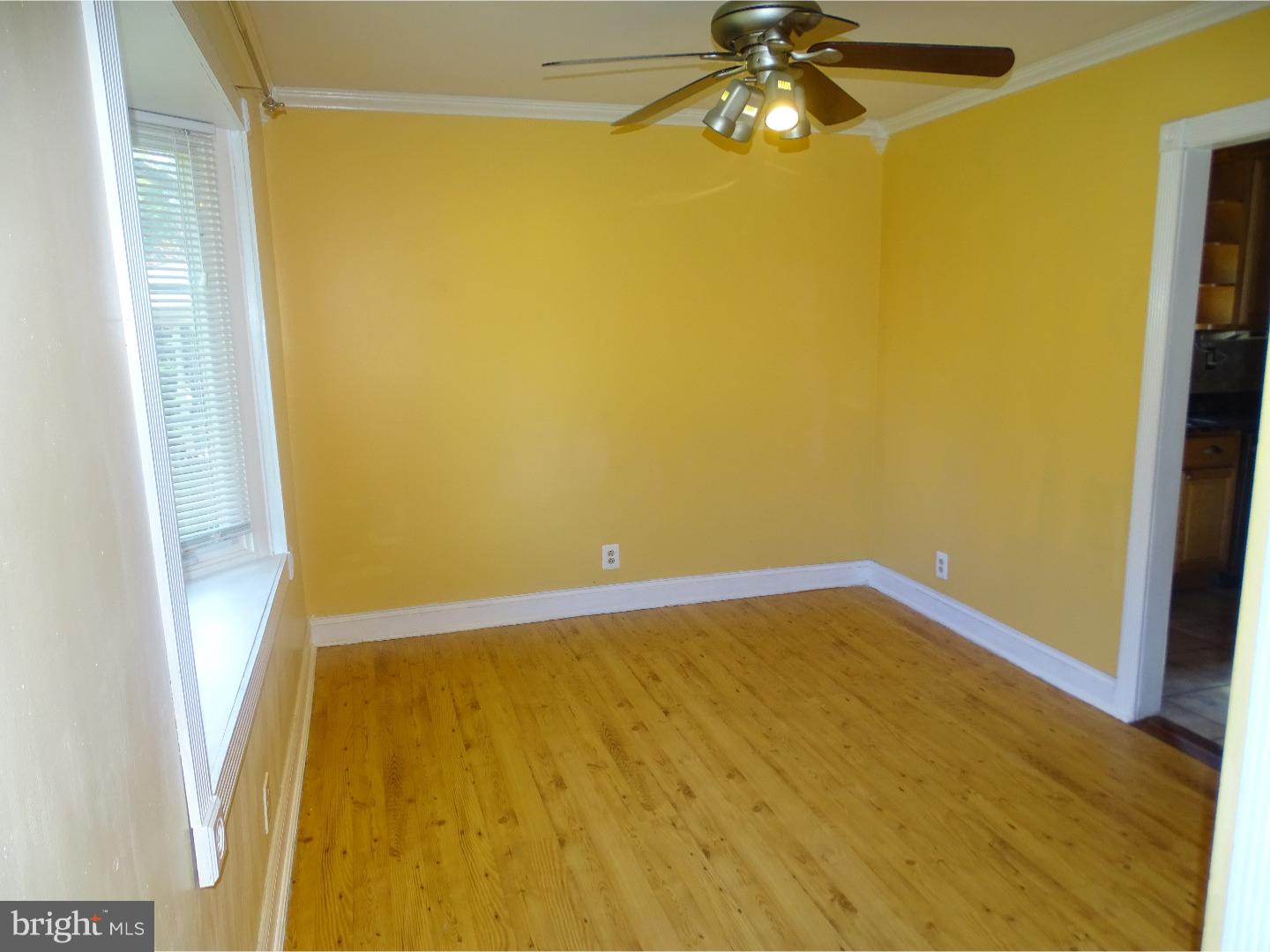 30 Woodlawn Road Warminster, PA 18974 - Photo 4 of 21 Dining Room