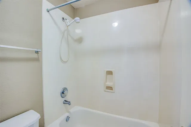 $2,100 | 20515 Spring Aspen Lane, Spring, TX 77388