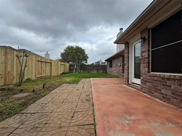 $2,000 | 20515 Spring Aspen Lane, Spring, TX 77388