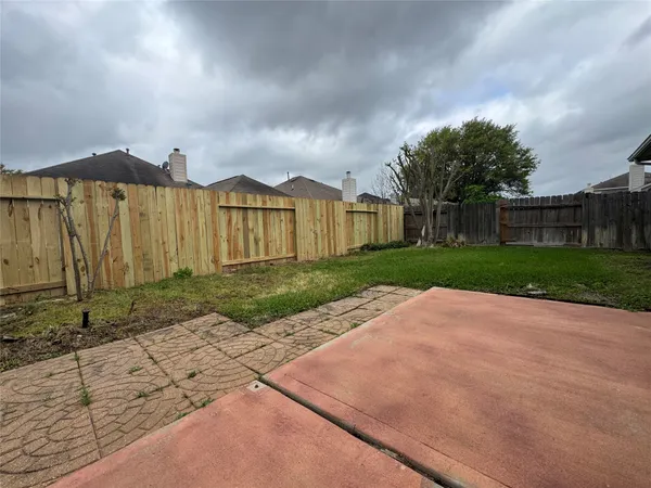 $2,000 | 20515 Spring Aspen Lane, Spring, TX 77388