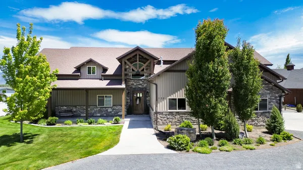 $1,230,000 | 120 South 380 East, Mendon, UT 84325