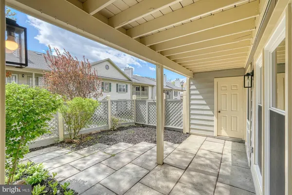 $2,500 | 20527 Shadyside Way, Unit 212, Germantown, MD 20874