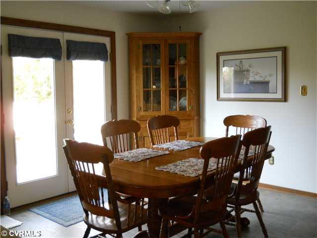 3119 West River Road Aylett, VA 23009 - Photo 5 of 24 Gallery Image 5