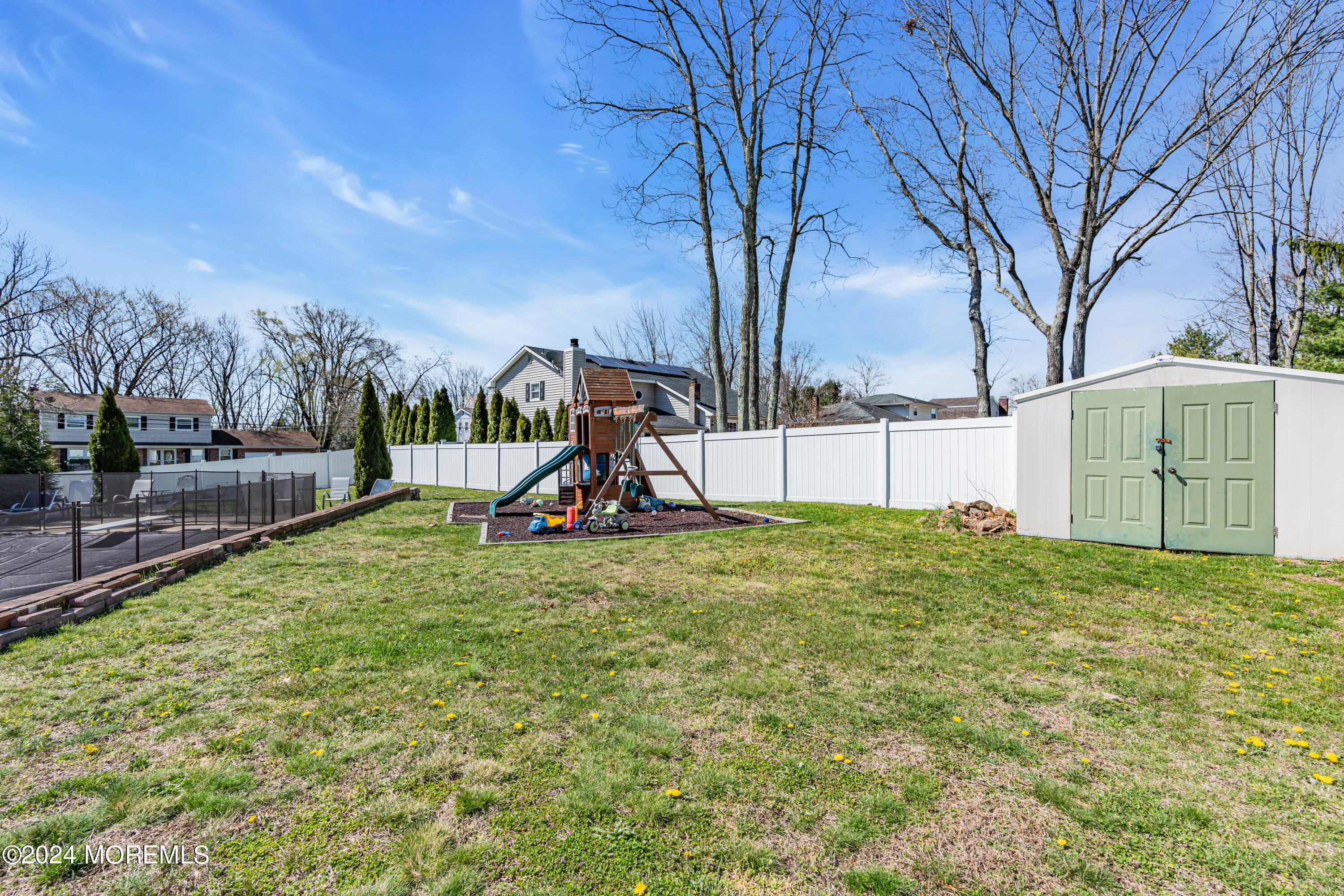 38 Livingston Drive Howell, NJ 07731 - Photo 39 of 40 050_dsc03384