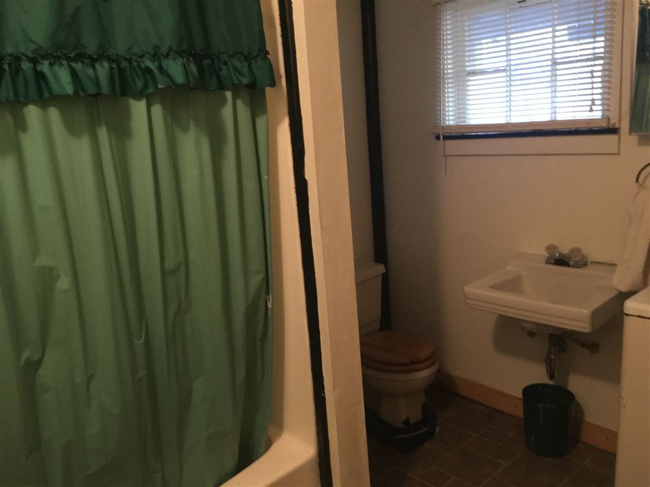 64514 Airport Road Happy Camp, CA 96039 - Photo 15 of 17 Gallery Image 15