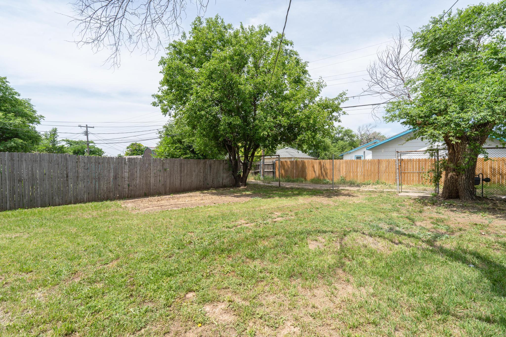 4106 South Jackson Street Amarillo, TX 79110 - Photo 30 of 30 Backyard
