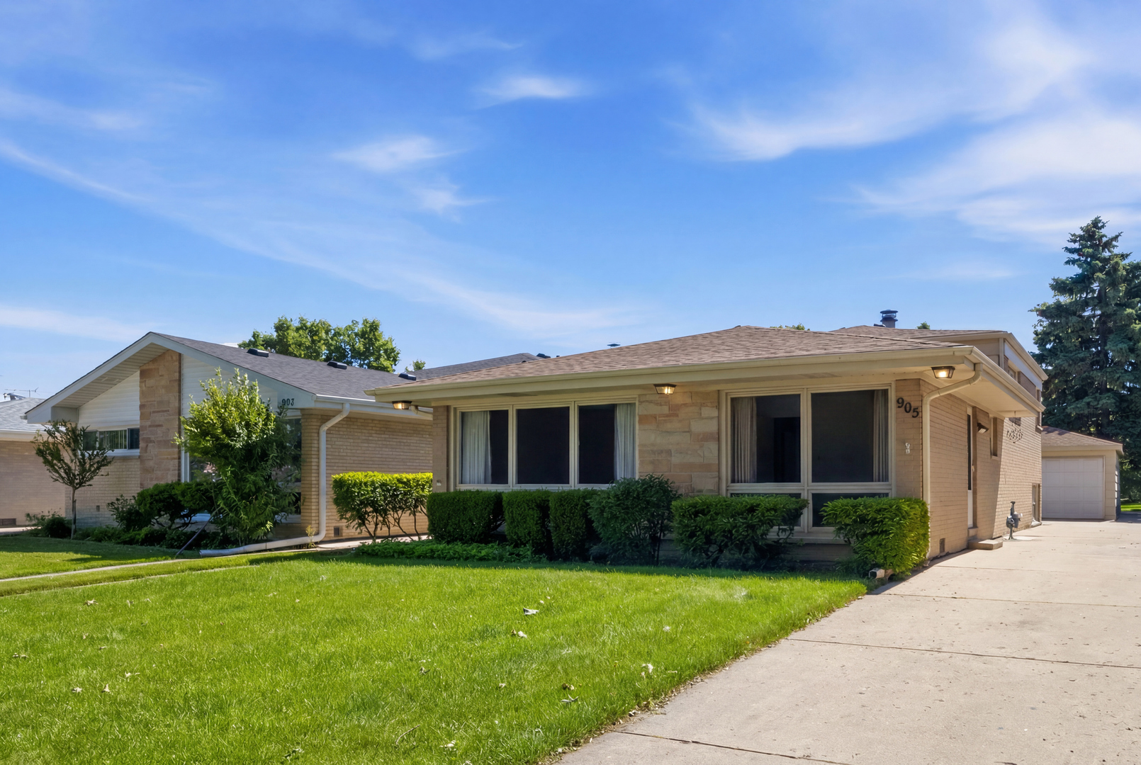 905 Long Road Glenview, IL 60025 - Photo 1 of 27
