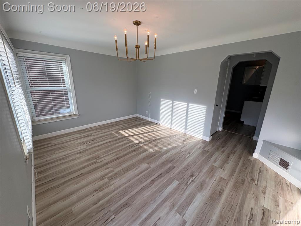 1073 Colonial Drive Inkster, MI 48141 - Photo 4 of 20
