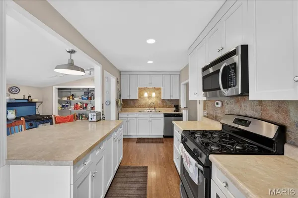 $425,000 | 370 Hencken Hollow Lane, St. Clair, MO 63077