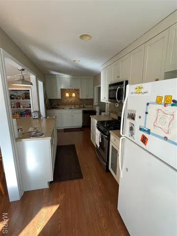 $450,000 | 370 Hencken Hollow Lane, St. Clair, MO 63077