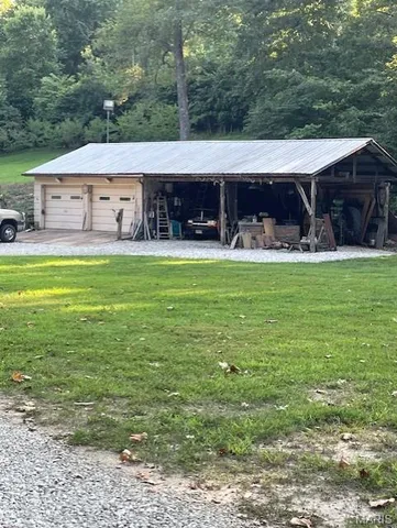 $450,000 | 370 Hencken Hollow Lane, St. Clair, MO 63077