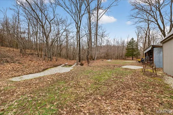 $425,000 | 370 Hencken Hollow Lane, St. Clair, MO 63077