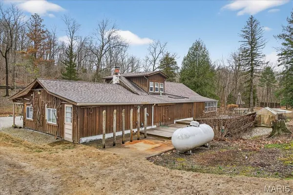 $425,000 | 370 Hencken Hollow Lane, St. Clair, MO 63077