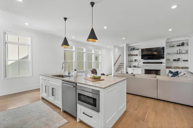 $859,900 | 9423 Purbeck Lane, Ooltewah, TN 37363