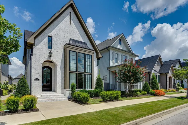 $859,900 | 9423 Purbeck Lane, Ooltewah, TN 37363