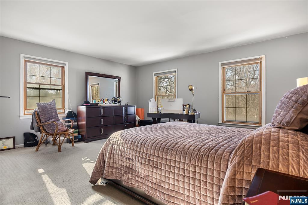 10 Moonshadow Court Butler, NJ 07405 - Photo 16 of 32