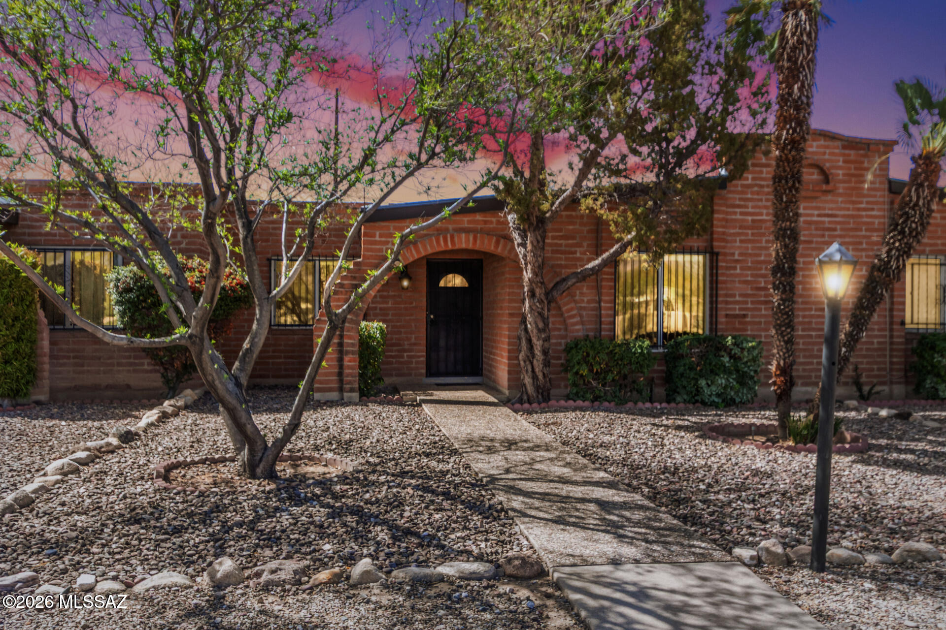 4386 East Fort Lowell Road Tucson, AZ 85712 - Photo 1 of 33 Gallery Image 1