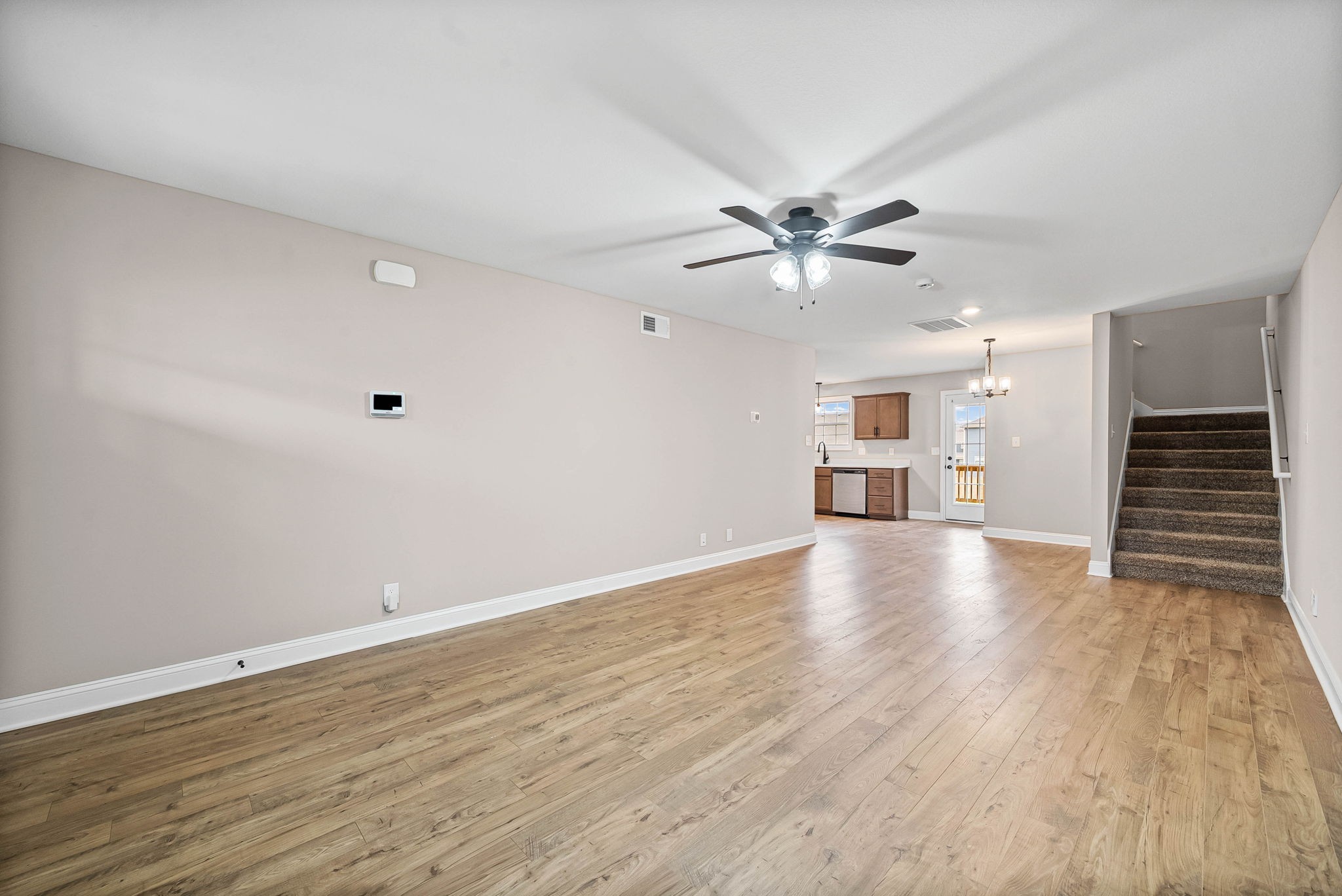 3553 Torrington Lane Clarksville, TN 37042 - Photo 7 of 33