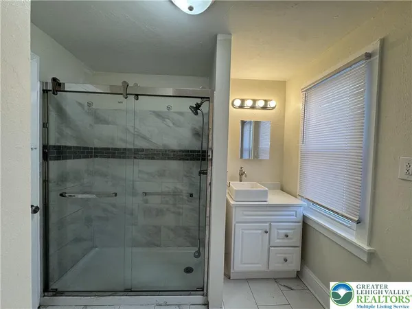 $2,500 | 612 East 5th Street, Bethlehem, PA 18015